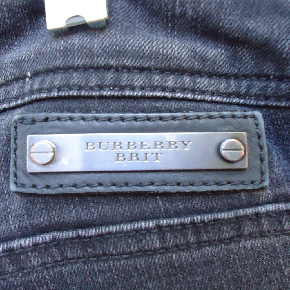 SIZE 30 W. Burberry Brit Kensington black cotton blend jeans.